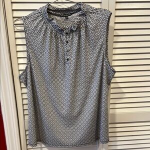 Adrianna Papell Sleeveless Black and White Patterned Women's Top